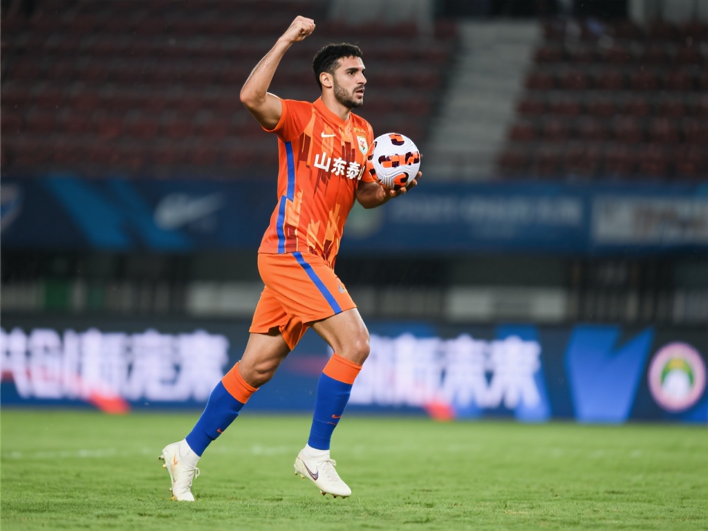 泽卡双响建功,山东泰山客场力克梅州客家 值得一提的是,泽卡本赛季的状态持续火热,